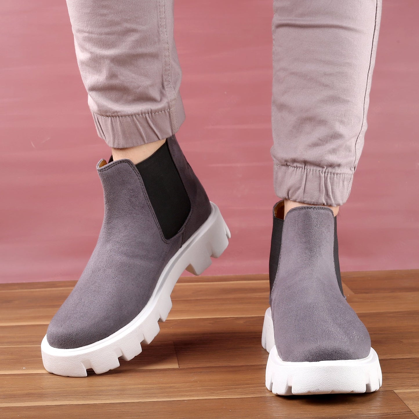 Men's Trendiest Chelsea Suede Boots