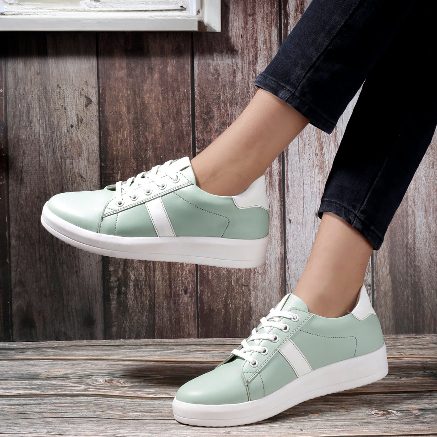 Bxxy Latest Casual Lace-up Sneakers