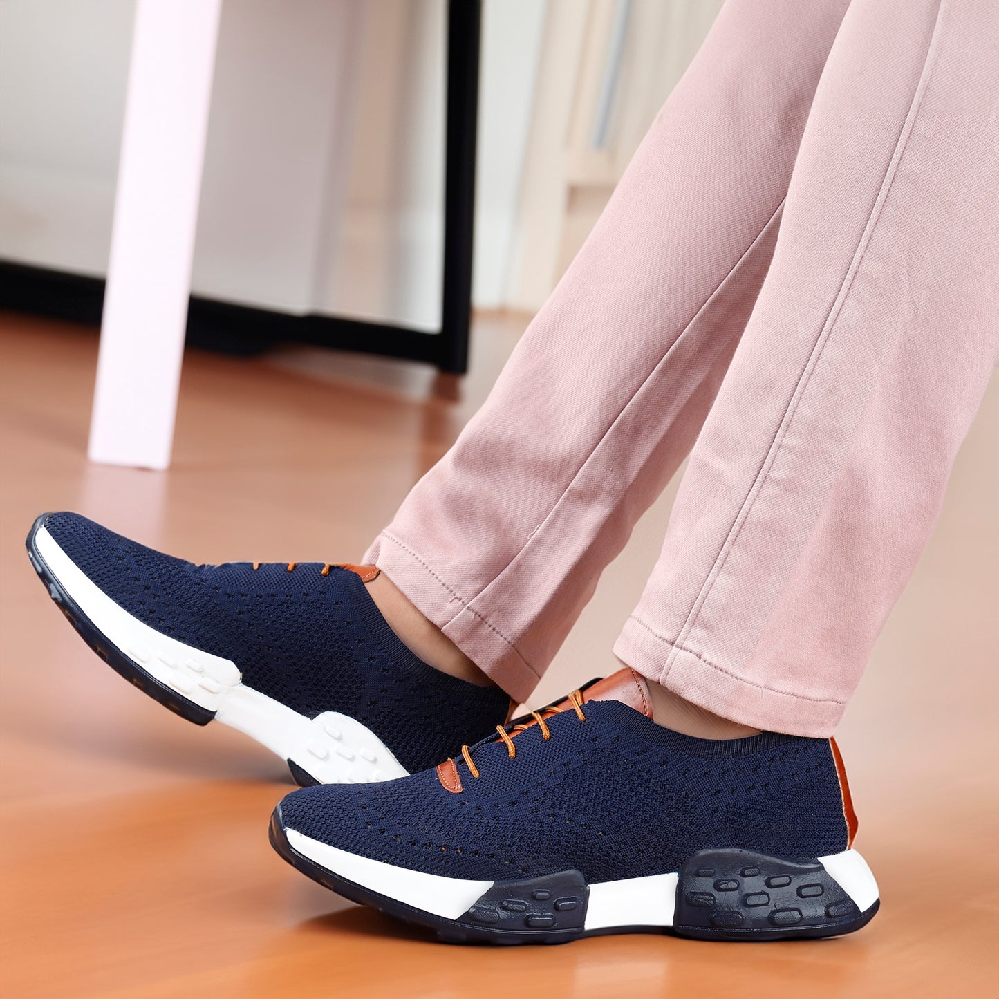 Men's Knitted Breathable Upper Casual Brogue Lace-Up Shoes