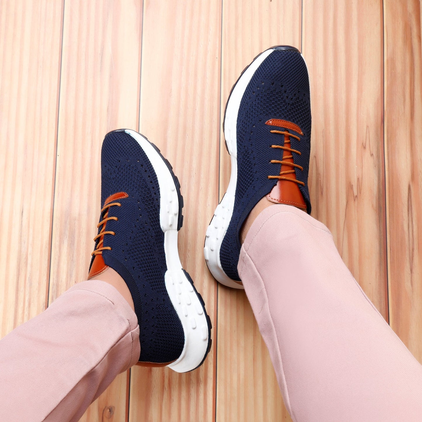 Men's Stylish Breathable Casual Sports Lace-Up Shoes