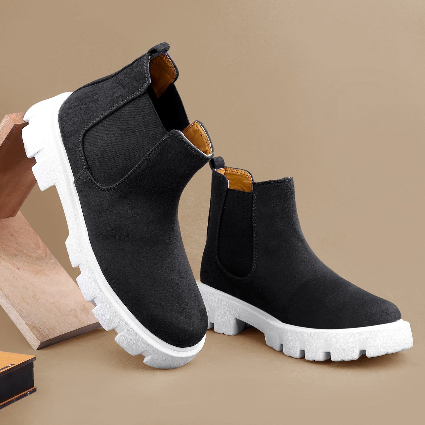 Men's Trendiest Chelsea Suede Boots